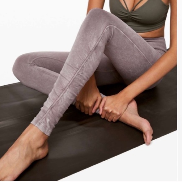 Lululemon inner glow - Picture 3 of 7